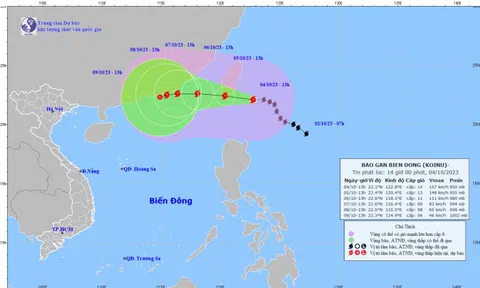 Bão Koinu đổi hướng, di chuyển nhanh hướng áp sát Biển Đông