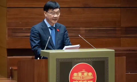 Vì sao không bắt buộc giao dịch bất động sản thông qua sàn?