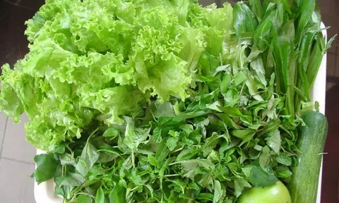 Những loại rau sống là "ổ sán", ngon đến mấy cũng không nên ăn