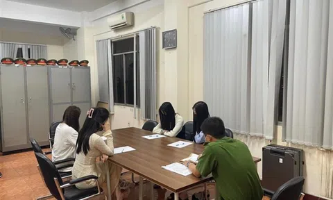 Vì sao đường dây ca sĩ, người mẫu, hot tiktoker bán dâm bị triệt phá?