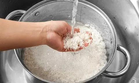 Đừng nấu cơm như cũ nữa, thêm hai giọt này vào cơm thơm lừng, mẹ chồng ăn xong chỉ có khen nức nở