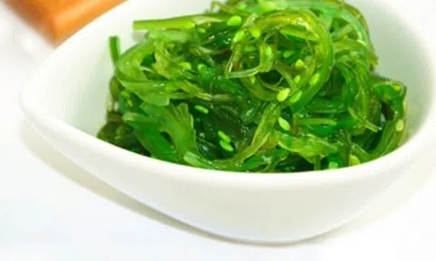 Một loại rau màu đẹp mắt, "quét sạch" ung thư nhưng người Việt ít biết đến