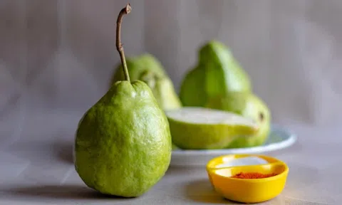 Loại quả nhiều vitamin C gấp 4 lần cam, hãy nhớ 5 "không" này để tránh "rước bệnh vào thân"