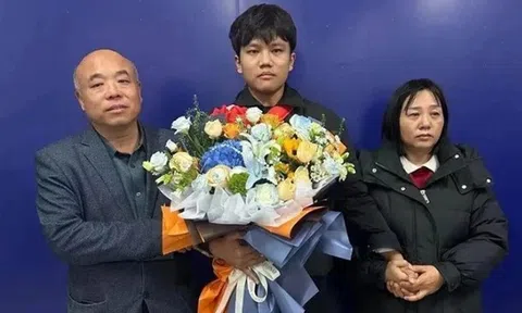 Chàng trai nghèo bất ngờ phát hiện mình là con đại gia sau 25 năm