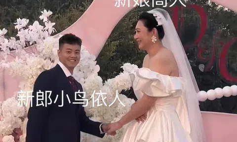 Đám cưới gây sốt bởi cô dâu "khổng lồ", chú rể "tí hon"