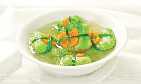 Tối nay ăn gì: Đừng luộc cải bắp nữa, nấu cùng với cái này đảm bảo ai cũng thích mê