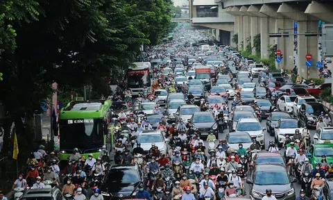 Người Việt "chán" mua xe máy bất chấp giá giảm sâu