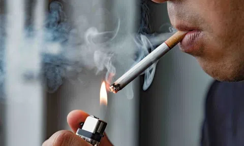 Người đàn ông mắc ung thư phổi di căn vì thói quen khó bỏ suốt nhiều năm