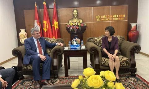 Hội Luật gia Việt Nam làm việc với Ủy ban đối ngoại Tp.Saint Petersburg, Liên bang Nga