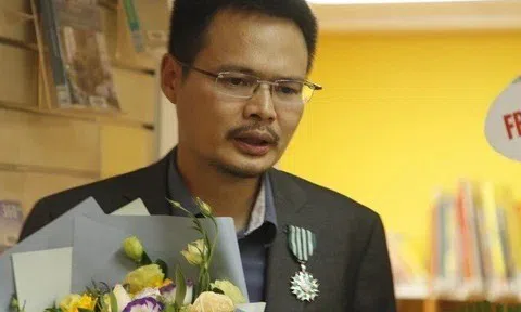 Công ty Nhã Nam xin lỗi, đình chỉ chức vụ Giám đốc sau cáo buộc quấy rối