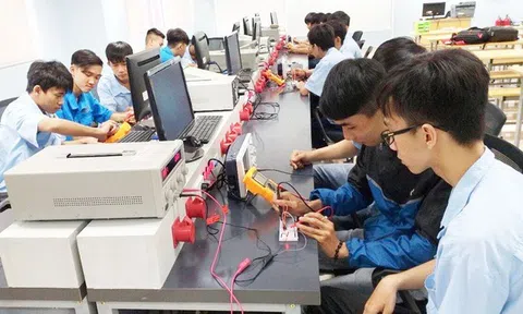 "Giáo dục nghề nghiệp không tuyển sinh được là một sự đau xót"