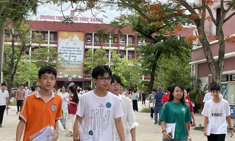 Nhiều thí sinh xứ Nghệ đánh giá đề thi Ngữ Văn vừa sức