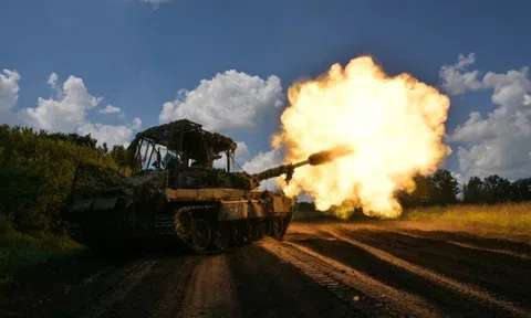 Pháo binh và không quân tích cực yểm trợ, Nga áp đảo Ukraine trên mặt trận