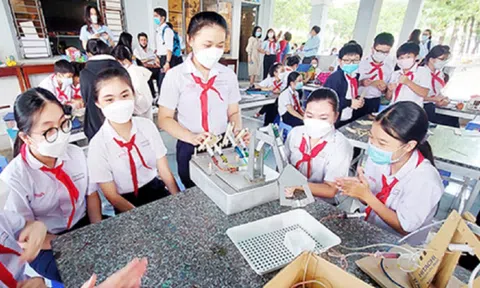 Hôm nay, Hà Nội bắt đầu đăng ký tuyển sinh vào lớp 6