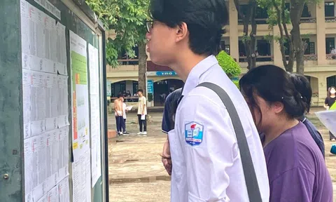 Hà Nội: Công bố điện thoại nóng hỗ trợ học sinh trúng tuyển bổ sung vào lớp 10