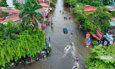 Hà Nội: Nhiều khu đô thị chìm trong biển nước