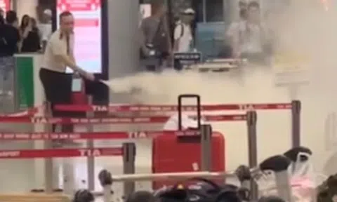 Cảng HKQT Tân Sơn Nhất nói gì về vụ nổ pin dự phòng ở sân bay?