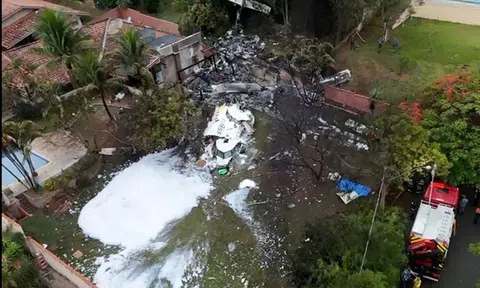 Brazil: Toàn bộ 61 người trên máy bay bị rơi có thể đã thiệt mạng