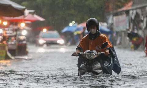 Không khí lạnh xuất hiện sớm, đề phòng bão "dồn dập" hình thành trên Biển Đông