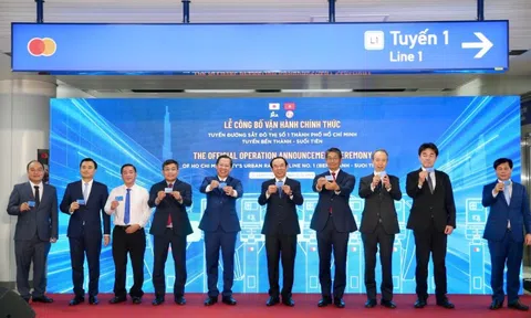 Metro Bến Thành - Suối Tiên chính thức chạy tàu sau 17 năm chờ đợi