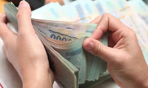 Những ai sẽ được hưởng lợi nếu lương cơ sở tăng lên 2,53 triệu đồng/tháng?