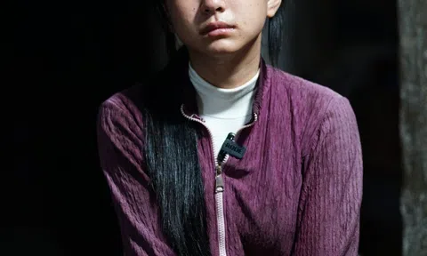 Cô bé 16 tuổi nuôi 3 em lên tiếng khi bị tung tin mẹ "quay lại vì tiền"