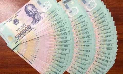 Đảng viên sẽ được nhận 2.530.000 đồng tiền thưởng theo định kỳ khi mức lương cơ sở tăng (dự kiến) và đạt tiêu chuẩn thế nào theo Công văn 19780?