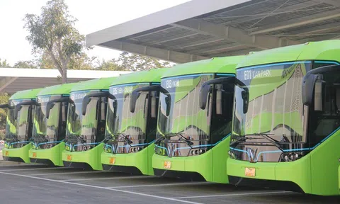 Hà Nội vận hành thêm 10 tuyến xe buýt điện