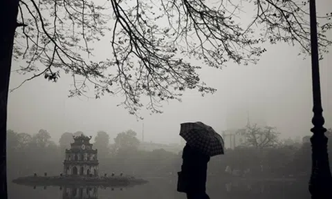 Thời tiết ngày 17/4: Hà Nội lạnh, TPHCM tiếp tục nắng nóng 35 độ C, mưa dông