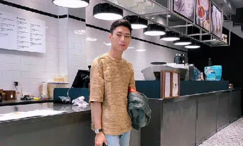 \"Nhà thiết kế trẻ tài năng\" một... tay