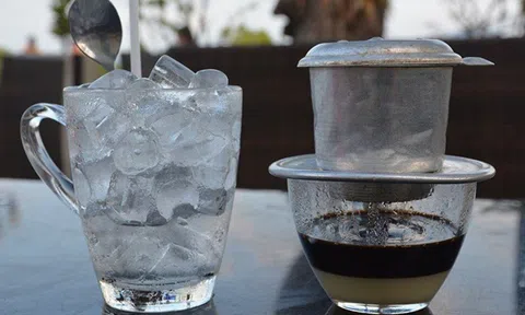 Thất bại của Café VIP và câu hỏi: \'Mình còn gì để học các doanh nghiệp vài tỷ?\'