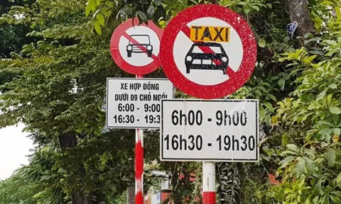 Hà Nội không gỡ biển cấm taxi ở 11 tuyến phố