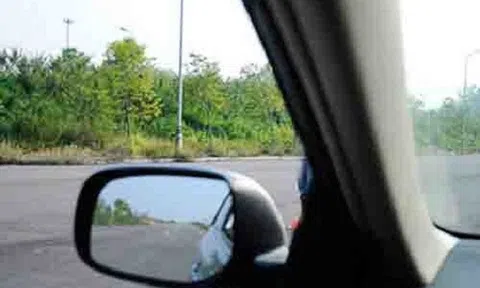 Cách hạn chế tai nạn cho trẻ liên quan đến điểm mù