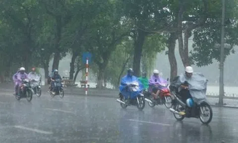 Dự báo thời tiết ngày 20/4/2018: Hà Nội ngày nắng, chiều tối có dông và tố lốc