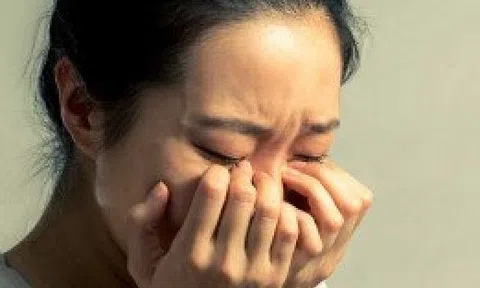 Mách cha mẹ dấu hiệu nhận biết con có suy nghĩ tiêu cực, muốn tìm đến cái chết