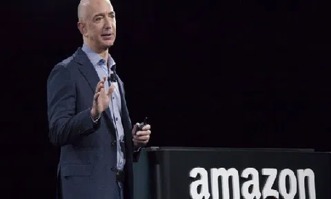 Bí quyết chăm sóc 100% khách hàng hài lòng từ CEO Amazon, Jeff Bezos