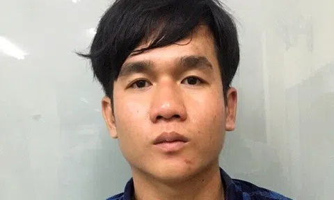 Bắt tên cướp kéo lê cô gái hàng chục mét giữa trung tâm Sài Gòn