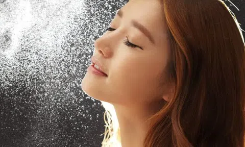 Cách sử dụng xịt khoáng cho làn da mỏng như sương mai