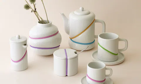 Những bộ ấm chén làm mê hoặc không gian phòng khách