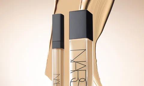 Bộ đôi mỹ phẩm không thể thiếu trong túi xách các It Girl