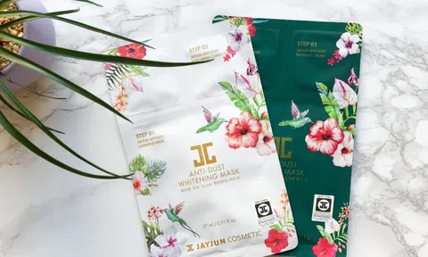 Sản phẩm dưỡng da mùa Hè nên có trong các chuyến du lịch