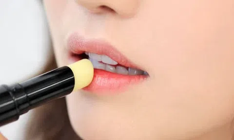 Son bóng dưỡng môi và 3 sự thật có thể làm bạn bất ngờ