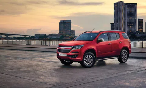 Ô tô SUV 7 chỗ: Xuống giá mạnh, tha hồ chọn hàng