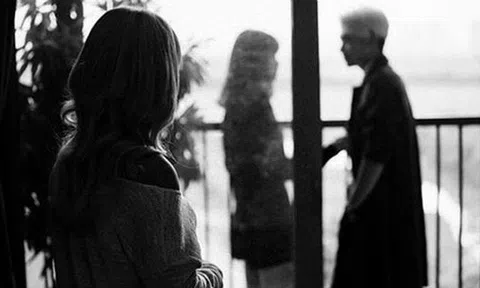 Khi phụ nữ làm người thứ ba