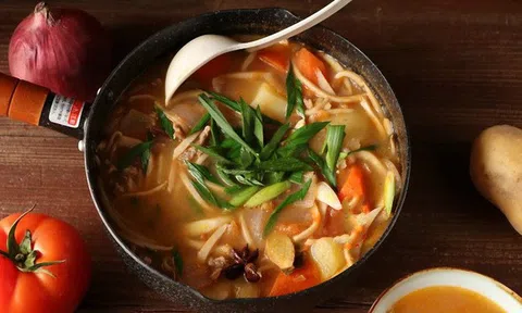 Thử tài với canh rau củ nấu thịt bò vừa ngon miệng lại nhiều dinh dưỡng 