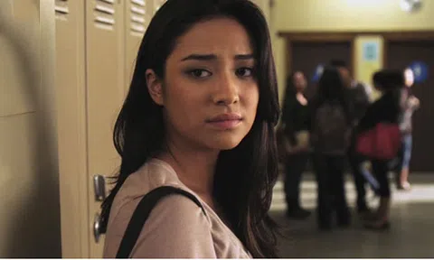 Muôn ngàn lý do người vợ thường bị \"hứng đá\" khi chồng có bồ