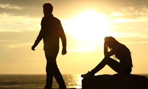 Đừng chờ đợi người đã bỏ rơi bạn mà đi