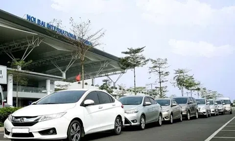 Taxi đi Nội Bài 180.000 đồng: Tung chiêu hạ giá tranh khách