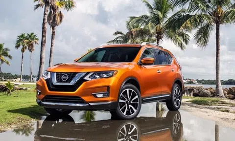 Ô tô SUV 5 chỗ khan hàng, đồng loạt rủ nhau tăng giá