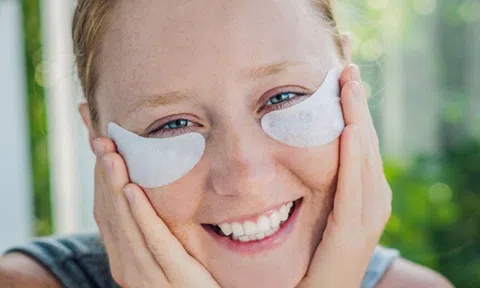 8 loại mặt nạ từ nguyên liệu thiên nhiên loại bỏ quầng thâm mắt hiệu quả